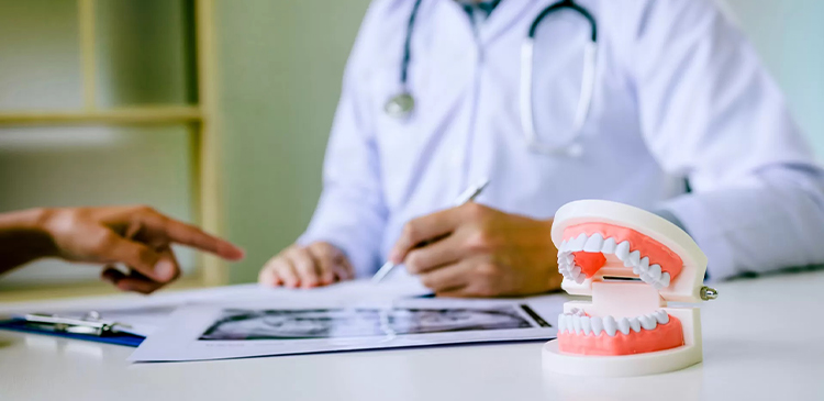 خدمات دندانپزشکی